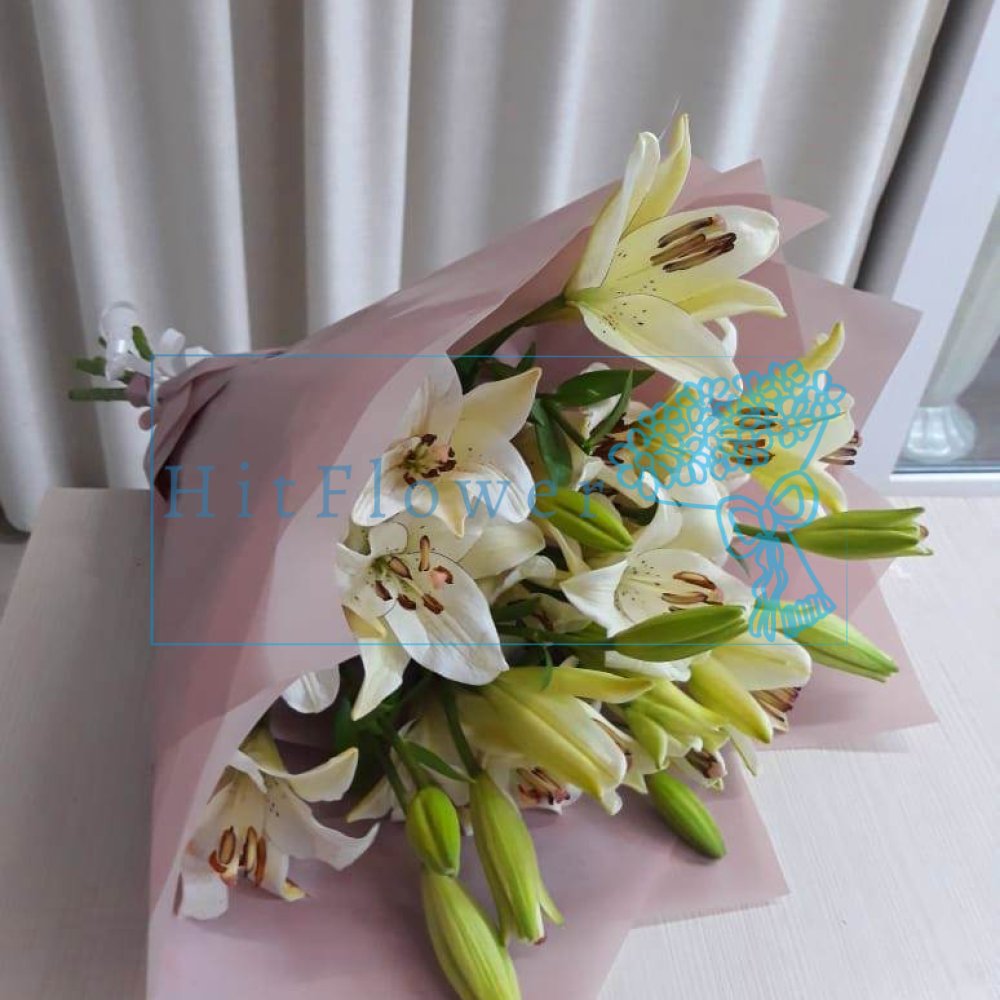 Букет цветов из: Лилии